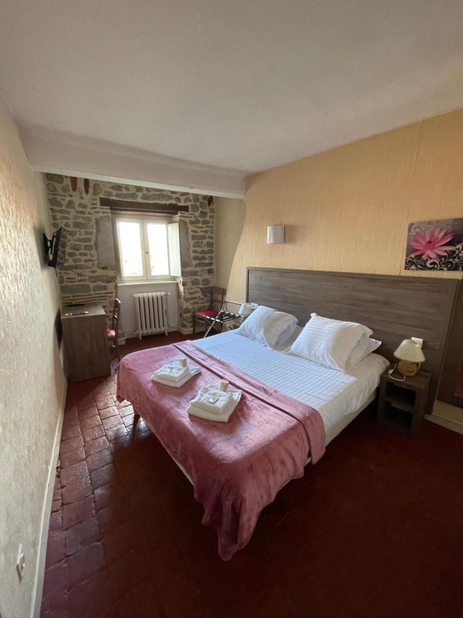 Hotel Du Commerce Semur-en-Auxois Exteriör bild